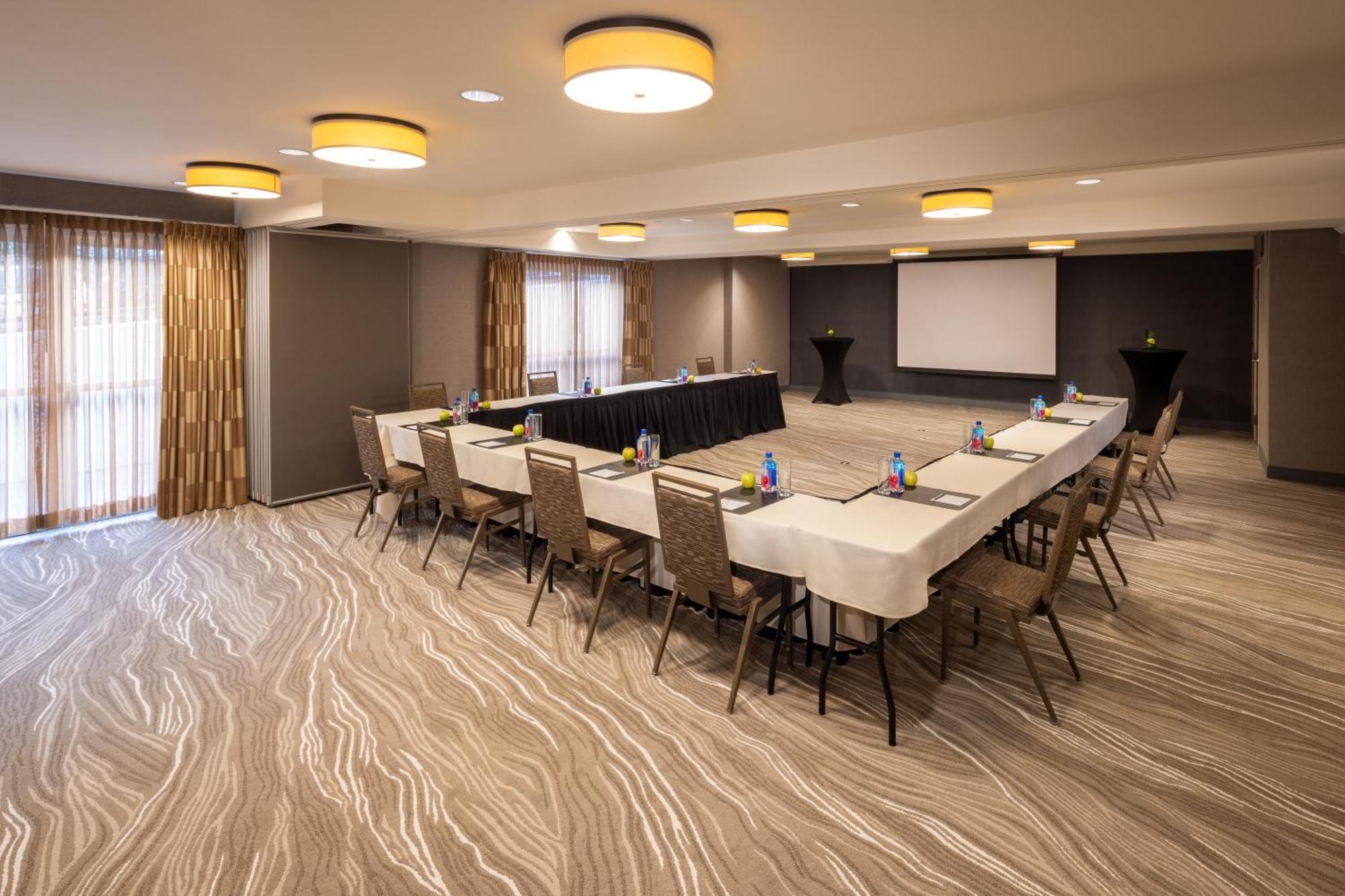 Silver Cloud Hotel - Seattle University Of Washington District Buitenkant foto